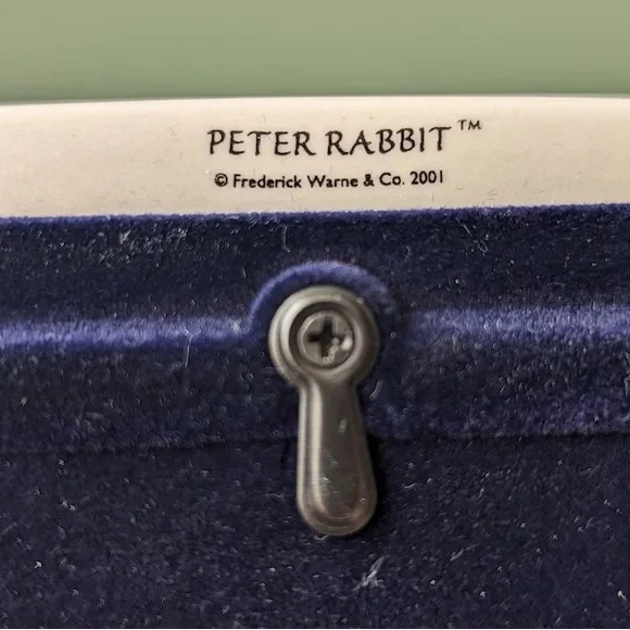 Peter Rabbit Ceramic Picture Frame - White and Purple - Picture 10 of 10